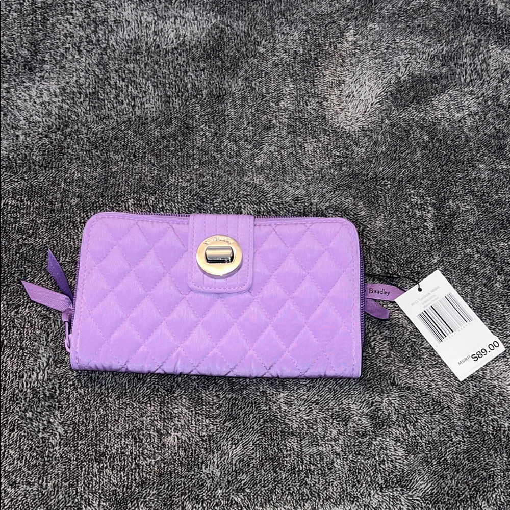 Vera Bradley RFID turnlock wallet